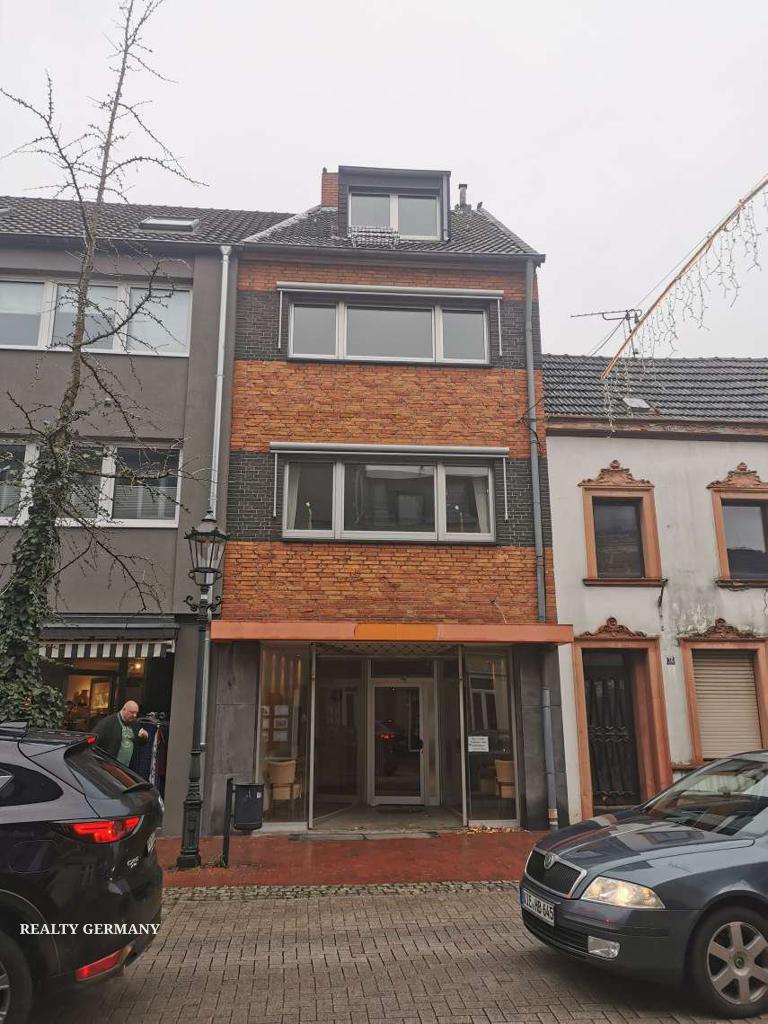 Дом в Виллихе, 298 м², фото №1, объявление №105236712