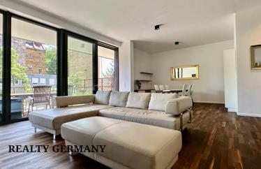 5-комн. квартира в Фридрихсхайн-Кройцберге, 172 м²