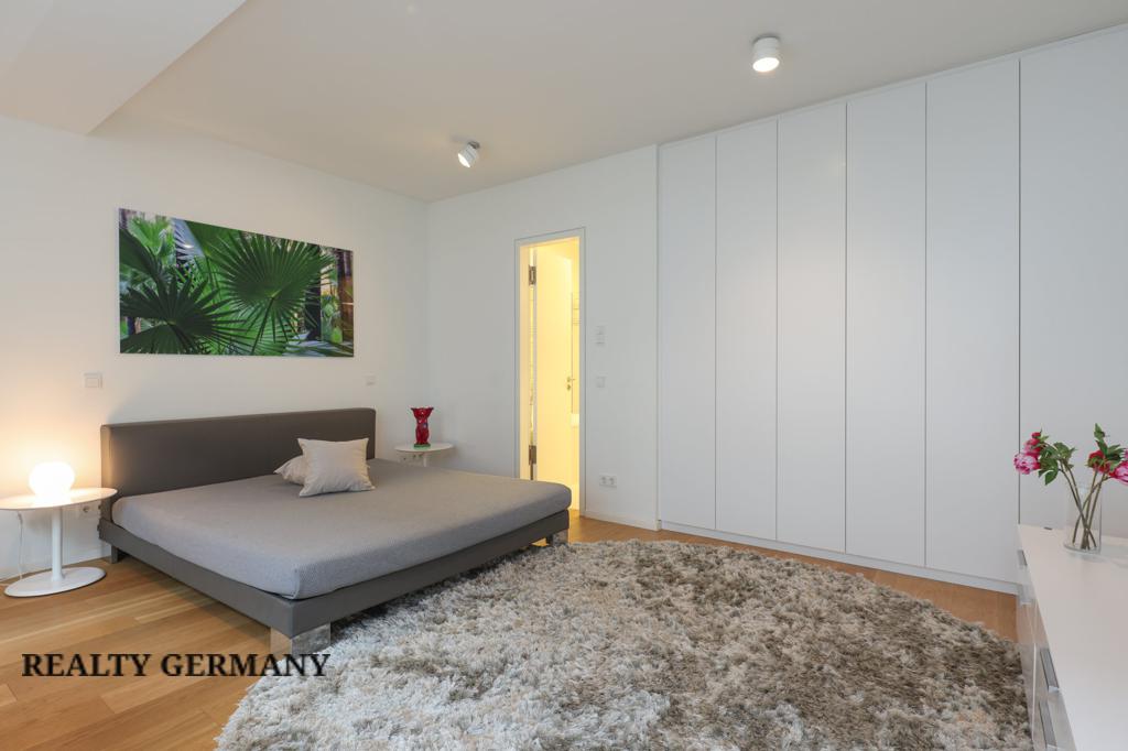 2-комн. квартира в Митте, 75 м², фото №2, объявление №107073372