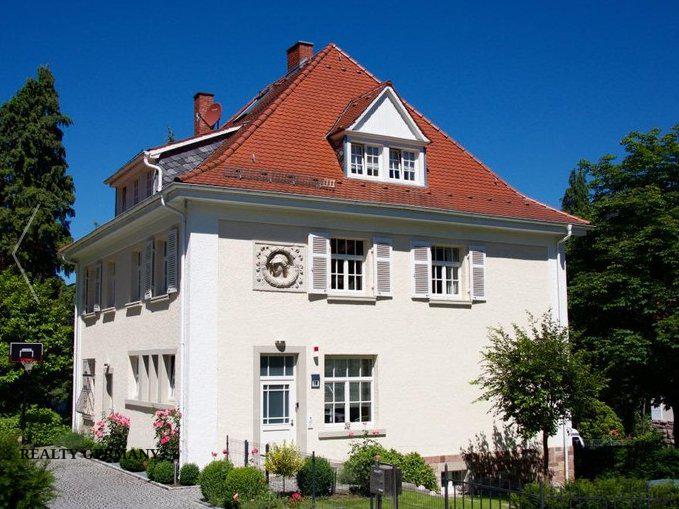 9-комн. вилла в Баден-Бадене, 280 м², фото №1, объявление №75466608