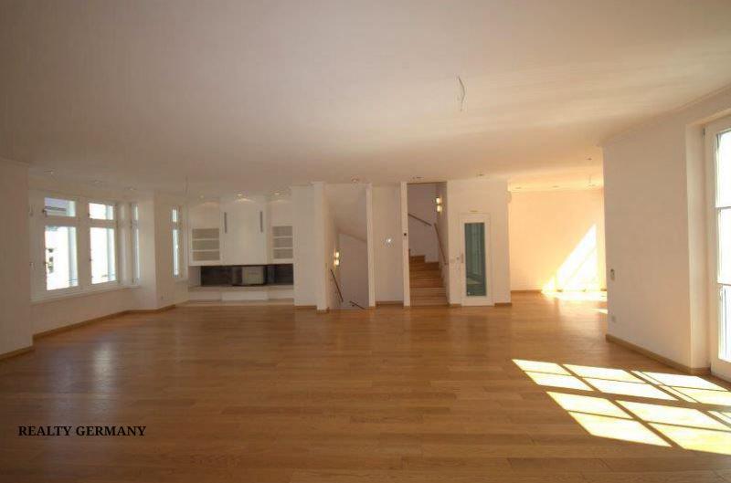 Дом в Округе 4 (Дюссельдорф), 368 м², фото №2, объявление №105241458